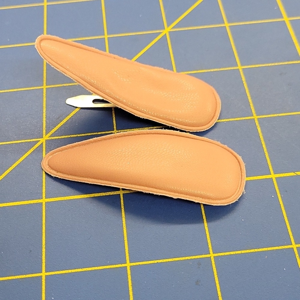 La Ti Da Handmade Creations Soft Pleather Hair 2.5" Clips Set of 2
